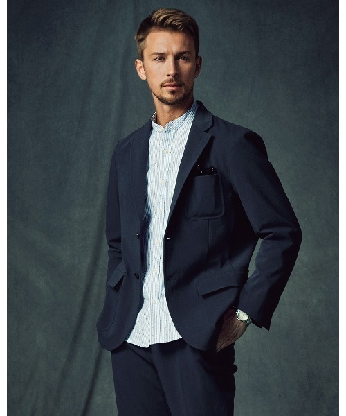 DoCLASSE( ドゥクラッセ)の「360°高伸縮チノ快適ジャケット(テーラードジャケット・メンズ・ベージュ/ネイビー/グリーン・LL/3L/L/M/S)」の3枚目の写真