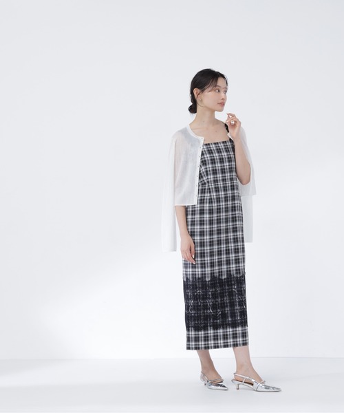NATURAL BEAUTY BASIC（ナチュラルビューティーベーシック）の「チェックフリルショルダーワンピース（ワンピース・レディース・ブラック系その他2/ブラウン系その他・MEDIUM/P/S）」の4枚目の写真