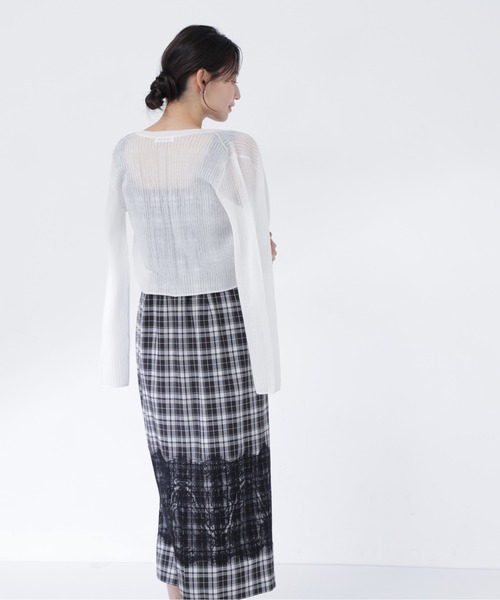 NATURAL BEAUTY BASIC（ナチュラルビューティーベーシック）の「チェックフリルショルダーワンピース（ワンピース・レディース・ブラック系その他2/ブラウン系その他・MEDIUM/P/S）」の8枚目の写真