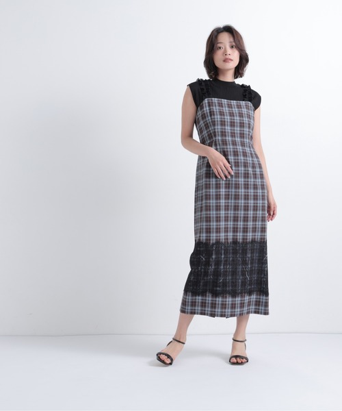 NATURAL BEAUTY BASIC（ナチュラルビューティーベーシック）の「チェックフリルショルダーワンピース（ワンピース・レディース・ブラック系その他2/ブラウン系その他・MEDIUM/P/S）」の12枚目の写真