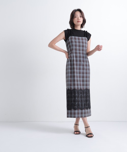NATURAL BEAUTY BASIC（ナチュラルビューティーベーシック）の「チェックフリルショルダーワンピース（ワンピース・レディース・ブラック系その他2/ブラウン系その他・MEDIUM/P/S）」の14枚目の写真