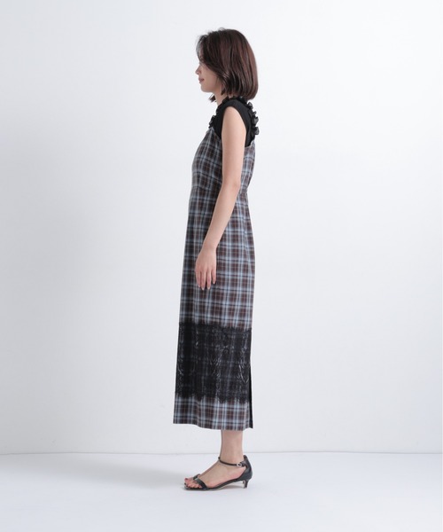 NATURAL BEAUTY BASIC（ナチュラルビューティーベーシック）の「チェックフリルショルダーワンピース（ワンピース・レディース・ブラック系その他2/ブラウン系その他・MEDIUM/P/S）」の16枚目の写真
