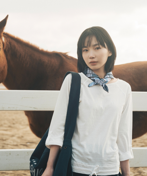 OHESHIO（オヘシオ）の「VINTAGE COTTON LOGO MAIL BAG, NAVY（メッセンジャーバッグ・レディース・その他・FREE）」の4枚目の写真