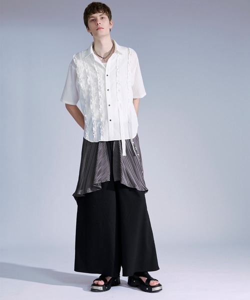 Ellno Loset(エルノロゼット)の「ヨウリュウフリルコードシャツ(シャツ/ブラウス・メンズ・ブルー/ブラック/オフホワイト・SMALL/LARGE/MEDIUM)」の9枚目の写真