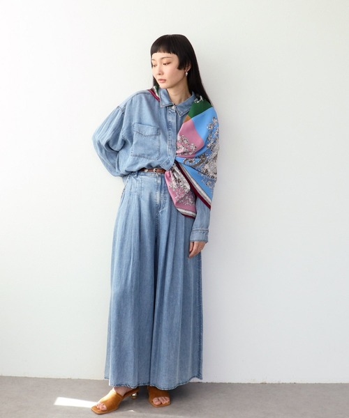 Three Four Time(スリーフォータイム)の「パウダーシルクデニムラウンドブラウス(シャツ/ブラウス・レディース・ブルー/ブラック/オフホワイト・FREE)」の20枚目の写真
