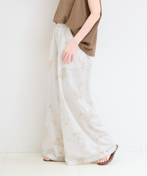 B.C STOCK(ベーセーストック)の「【WEB限定】ウォッシャブル / プリントレース ワイドイージーパンツ(その他パンツ・レディース・ブラック/ホワイト・FREE)」の13枚目の写真