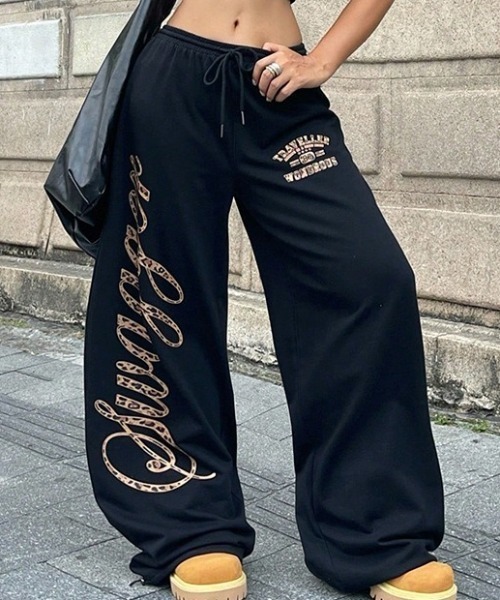 SHEPP(シープ)の「ストリートグラフィックカーブワイドスウェットパンツ(スウェットパンツ・レディース・ホワイト/レオパード/マルチ・L/M)」の9枚目の写真