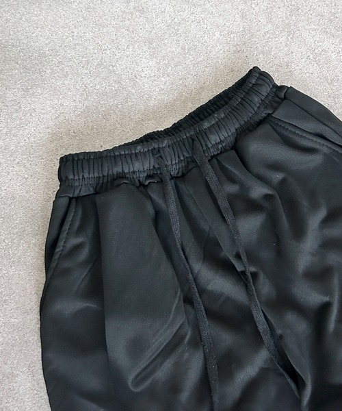 SHEPP(シープ)の「ストリートグラフィックカーブワイドスウェットパンツ(スウェットパンツ・レディース・ホワイト/レオパード/マルチ・L/M)」の14枚目の写真