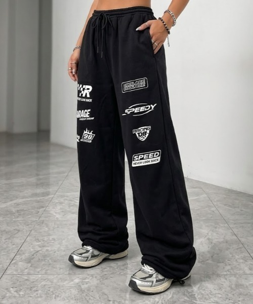 SHEPP(シープ)の「ストリートグラフィックカーブワイドスウェットパンツ(スウェットパンツ・レディース・ホワイト/レオパード/マルチ・L/M)」の4枚目の写真