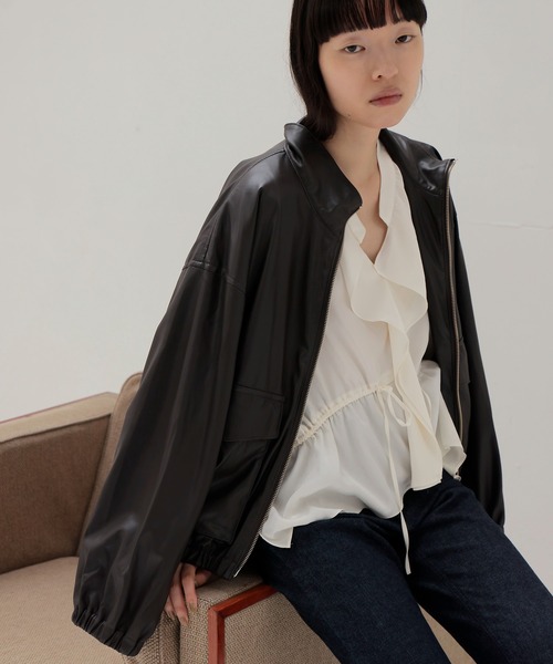 DRESSLAVE(ドレスレイブ)の「toromi sway V neeck pullover(トロミスウェイVネックプルオーバー)(シャツ/ブラウス・レディース・ホワイト/グリーン・38)」の21枚目の写真