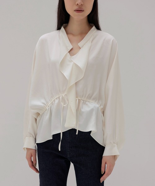DRESSLAVE(ドレスレイブ)の「toromi sway V neeck pullover(トロミスウェイVネックプルオーバー)(シャツ/ブラウス・レディース・ホワイト/グリーン・38)」の15枚目の写真