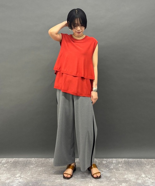 NICOLE white（ニコルホワイト）の「接触冷感　大人かわいいティアードフレンチトップス（ニット/セーター・レディース・オレンジ/ブラック・FREE）」の3枚目の写真