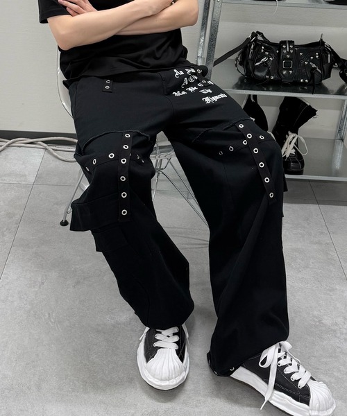 Figments(フィグメンツ)の「Y2Kボンテージパンツ(その他パンツ・レディース・ブラック・LARGE/MEDIUM/SMALL)」の1枚目の写真