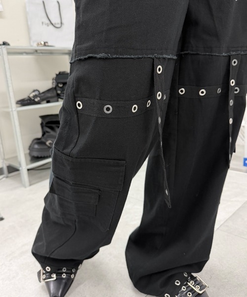 Figments(フィグメンツ)の「Y2Kボンテージパンツ(その他パンツ・レディース・ブラック・LARGE/MEDIUM/SMALL)」の3枚目の写真