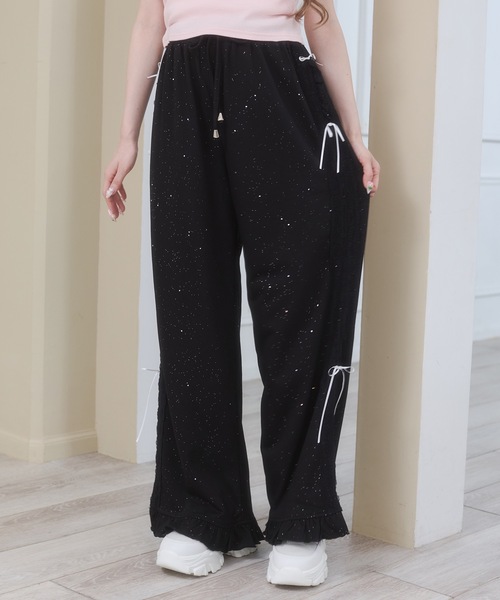 Rmine(アールマイン)の「サイドレース ラメ スウェット パンツ(スウェットパンツ・レディース・ブラック/ホワイト/ピンク・FREE)」の4枚目の写真