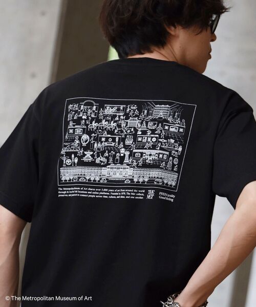 FFEIN(フェイン)の「【FFEIN(フェイン)】The Met線画デザインロゴTシャツ / メトロポリタン美術館 半袖 クルーネック プリント ワンポイント(Tシャツ/カットソー・メンズ・ネイビー/ブラック/ホワイト・LARGE/MEDIUM/SMALL)」の3枚目の写真