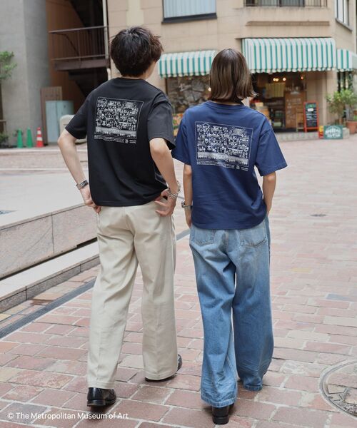 FFEIN(フェイン)の「【FFEIN(フェイン)】The Met線画デザインロゴTシャツ / メトロポリタン美術館 半袖 クルーネック プリント ワンポイント(Tシャツ/カットソー・メンズ・ネイビー/ブラック/ホワイト・LARGE/MEDIUM/SMALL)」の12枚目の写真