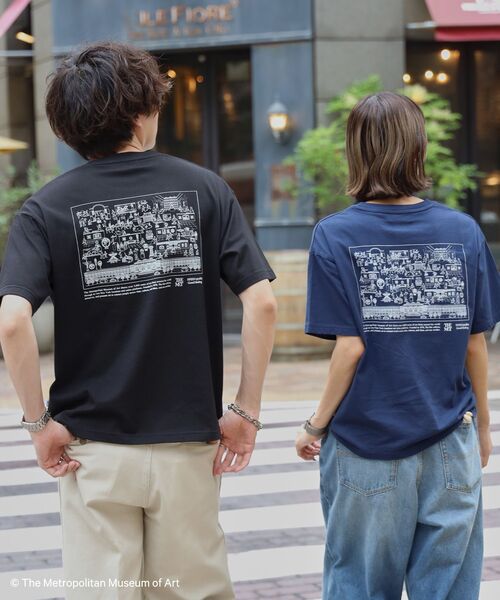 FFEIN(フェイン)の「【FFEIN(フェイン)】The Met線画デザインロゴTシャツ / メトロポリタン美術館 半袖 クルーネック プリント ワンポイント(Tシャツ/カットソー・メンズ・ネイビー/ブラック/ホワイト・LARGE/MEDIUM/SMALL)」の14枚目の写真