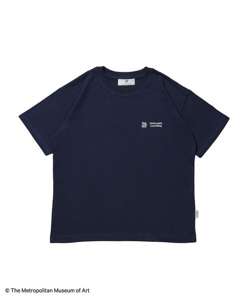 FFEIN(フェイン)の「【FFEIN(フェイン)】The Met線画デザインロゴTシャツ / メトロポリタン美術館 半袖 クルーネック プリント ワンポイント(Tシャツ/カットソー・メンズ・ネイビー/ブラック/ホワイト・LARGE/MEDIUM/SMALL)」の20枚目の写真