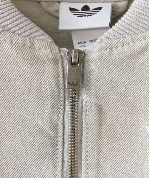 adidas(アディダス)の「adidas/アディダス ORI SST 2.0 TRACKTOP D デニム トラックトップ ショート丈 クロップド丈 トラックジャケット ジャージ ブルゾン ライトアウター サイドライン ダブルジップ レディース 2026年 秋 秋服 冬 冬服(デニムジャケット・レディース・グレー・S/M/L)」の11枚目の写真