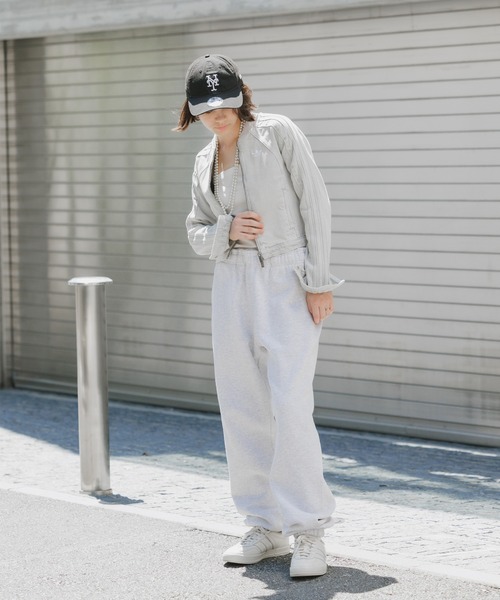 adidas(アディダス)の「adidas/アディダス ORI SST 2.0 TRACKTOP D デニム トラックトップ ショート丈 クロップド丈 トラックジャケット ジャージ ブルゾン ライトアウター サイドライン ダブルジップ レディース 2026年 秋 秋服 冬 冬服(デニムジャケット・レディース・グレー・S/M/L)」の22枚目の写真