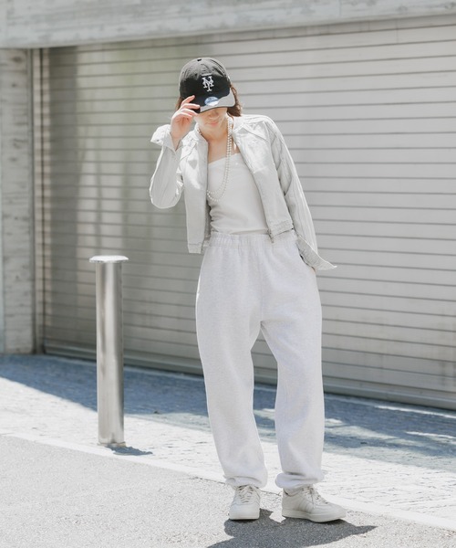adidas(アディダス)の「adidas/アディダス ORI SST 2.0 TRACKTOP D デニム トラックトップ ショート丈 クロップド丈 トラックジャケット ジャージ ブルゾン ライトアウター サイドライン ダブルジップ レディース 2026年 秋 秋服 冬 冬服(デニムジャケット・レディース・グレー・S/M/L)」の9枚目の写真
