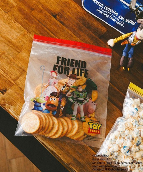 BAYFLOW(ベイフロー)の「TOY STORY(トイ・ストーリー)/ZIPバッグS/M(キッチンツール・レディース・ホワイト・0)」の2枚目の写真
