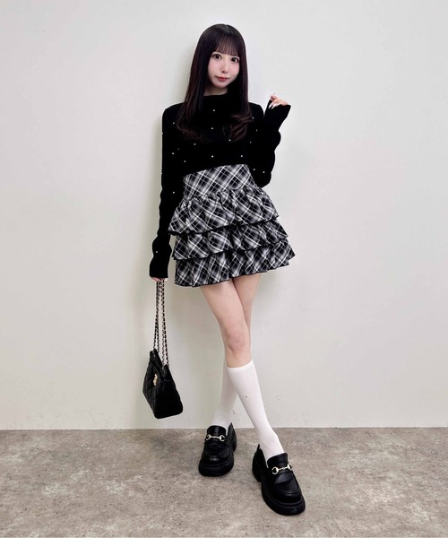 INGNI(イング)の「ハイネックビジュー付リブニット(ニット/セーター・レディース・グレー/ブラック/ボルドー/アイボリー・M)」の15枚目の写真