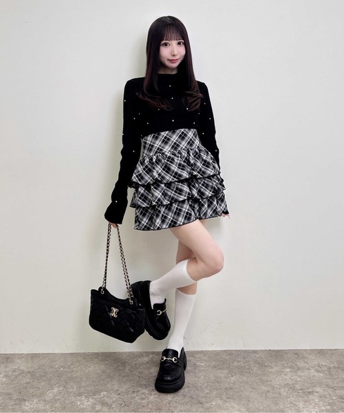 INGNI(イング)の「ハイネックビジュー付リブニット(ニット/セーター・レディース・グレー/ブラック/ボルドー/アイボリー・M)」の16枚目の写真