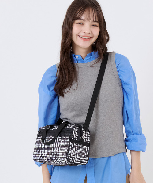LeSportsac(レスポートサック)の「EVERYDAY SM SATCHEL シティハウンドトゥース(ショルダーバッグ・レディース・ブラック・FREE)」の1枚目の写真