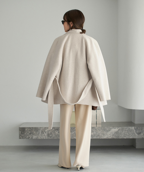 plage（プラージュ）の「《WEB限定追加》HAMILTON DRAPE HALF コート（その他アウター・レディース・アイボリー・36/38）」の3枚目の写真