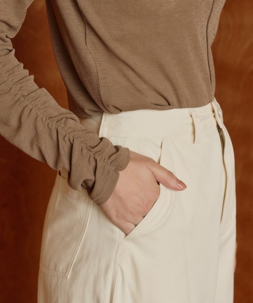 OLUN(オルン)の「twill curve pants/ツイルカーブパンツ(その他パンツ・レディース・アイボリー/ダークベージュ/ブラウン・SMALL/X-SMALL/FREE)」の22枚目の写真