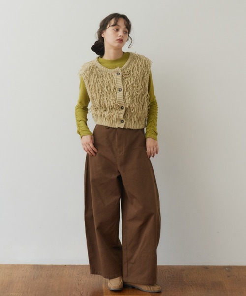 OLUN(オルン)の「twill curve pants/ツイルカーブパンツ(その他パンツ・レディース・アイボリー/ダークベージュ/ブラウン・SMALL/X-SMALL/FREE)」の10枚目の写真