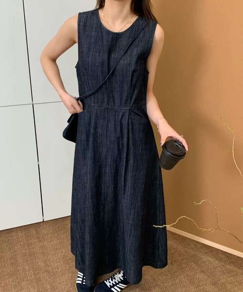 FAVORITO(ファヴォリート)の「ノースリーブワンピース(ワンピース・レディース・ブルー・M/S/L)」の2枚目の写真
