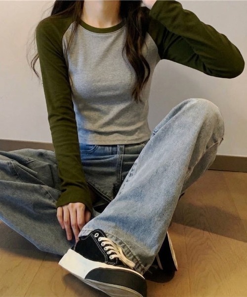 SHEPP(シープ)の「【26年秋冬新作】クルーネック バイカラー ラグランTシャツ(Tシャツ/カットソー・レディース・ブルー/ホワイト/ブラウン/ピンク/ライトグレー・M)」の22枚目の写真