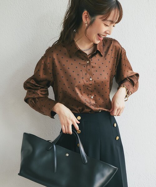 La boutique BonBon(ラブティックボンボン)の「プリントヴィンテージサテンシャツ(シャツ/ブラウス・レディース・ブラウン/オフホワイト・FREE)」の18枚目の写真