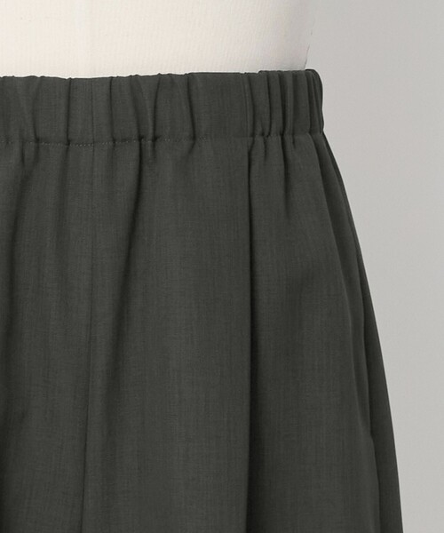 LOEFF(ロエフ)の「<LOEFF>ポリエステルラチネ ガウチョ パンツ MENS(その他パンツ・メンズ・ダークグレー/ブラック/ベージュ・2/1)」の21枚目の写真
