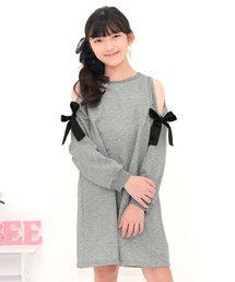 Bee des Bee（ビーデスビー）の「肩あきリボンワンピース（ワンピース）」