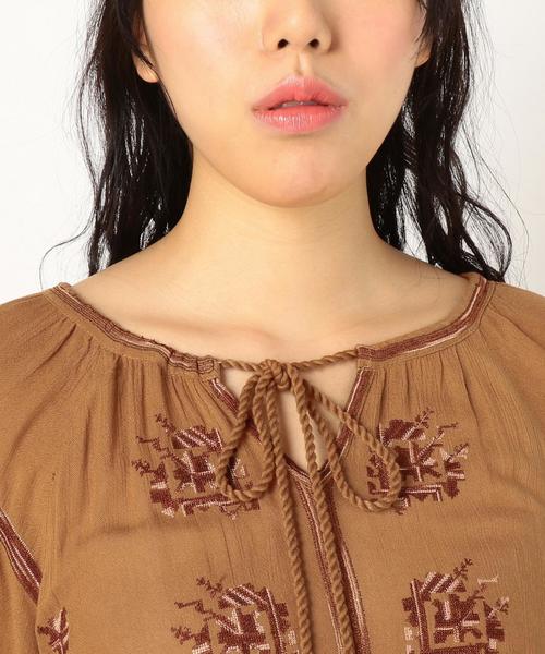Another Edition(アナザーエディション)の「レーヨン刺繍ワンピース/AEBC Ry EMB OP◆(ワンピース・レディース・オフホワイト/マスタード・FREE)」の20枚目の写真