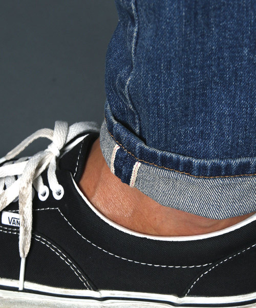 Magine(マージン)の「NO.35 STRETCH SLIM STRIGHT SELVAGE VINTAGE DENIM:NO.35 ストレッチスリムストレート セルビッチデニム(デニムパンツ・メンズ・インディゴブルー・44/46/48)」の11枚目の写真