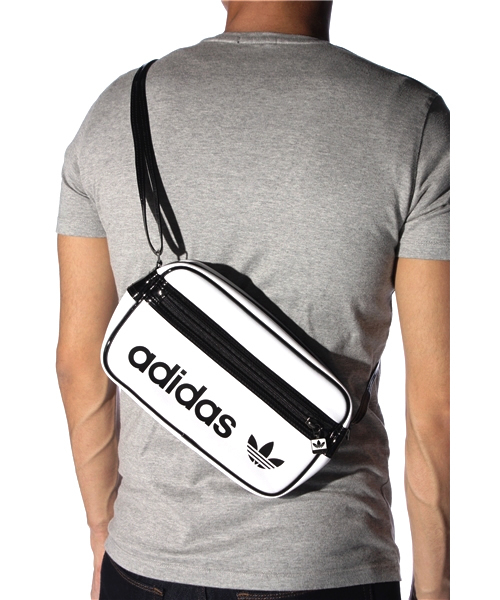 adidas Originals（アディダスオリジナルス）の「AC MINI AIRLINE