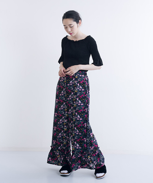 MERLOT（メルロー）の「フリルシャーリングオフショルトップス1168（シャツ/ブラウス・レディース・レッド/オフホワイト/イエロー/ブラック・FREE）」の15枚目の写真