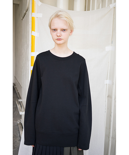 ZUCCa(ズッカ)の「(O)コットン裏毛*(Tシャツ/カットソー・レディース・ブラック/ネイビー/グレー・MEDIUM/M size)」の2枚目の写真