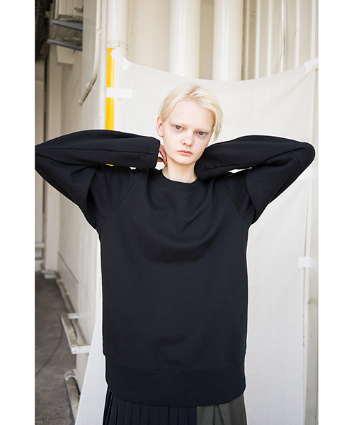 ZUCCa(ズッカ)の「(O)コットン裏毛*(Tシャツ/カットソー・レディース・ブラック/ネイビー/グレー・MEDIUM/M size)」の4枚目の写真