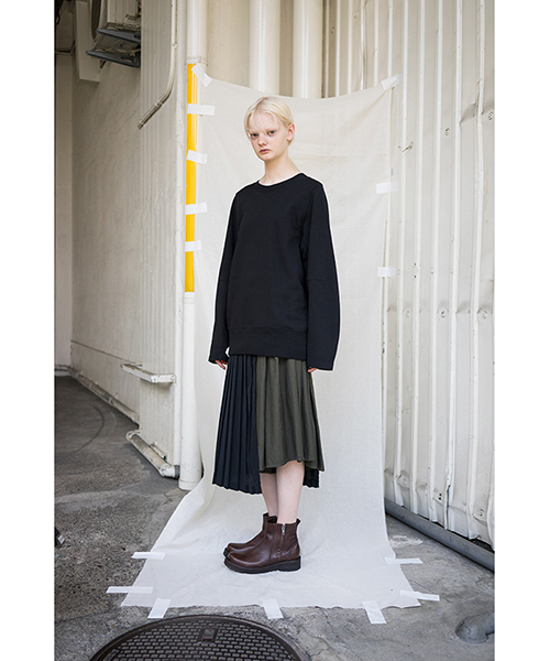 ZUCCa(ズッカ)の「(O)コットン裏毛*(Tシャツ/カットソー・レディース・ブラック/ネイビー/グレー・MEDIUM/M size)」の8枚目の写真