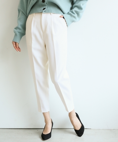 A part by(アパートバイ)の「【おウチで洗える】Wコンテーパードパンツ 771292 (その他パンツ・レディース・ブラック/グレー/グリーン/ホワイト・LARGE/MEDIUM/SMALL)」の2枚目の写真
