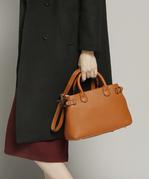 PLAIN CLOTHING（プレーンクロージング）の「サイドベルト2wayバッグ【PLAIN CLOTHING】（ショルダーバッグ・レディース・ブラック/キャメル/グレー・FREE）」の3枚目の写真