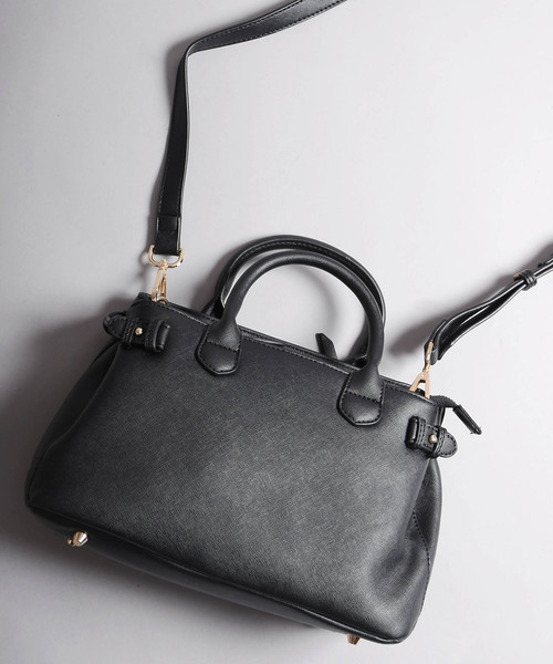 PLAIN CLOTHING（プレーンクロージング）の「サイドベルト2wayバッグ【PLAIN CLOTHING】（ショルダーバッグ・レディース・ブラック/キャメル/グレー・FREE）」の15枚目の写真