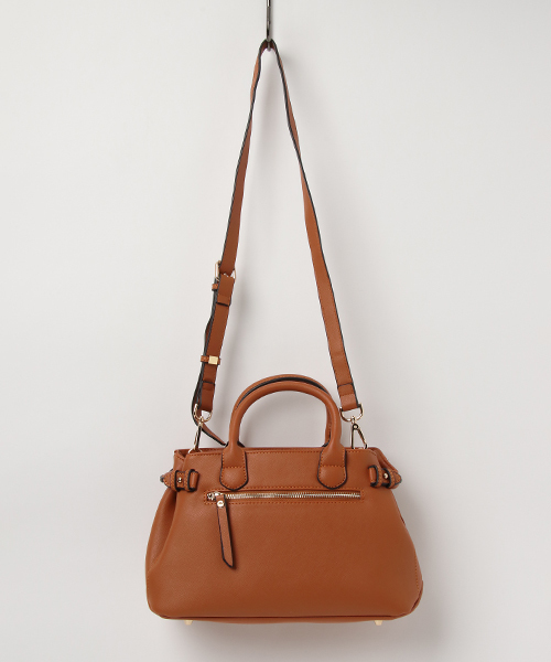 PLAIN CLOTHING（プレーンクロージング）の「サイドベルト2wayバッグ【PLAIN CLOTHING】（ショルダーバッグ・レディース・ブラック/キャメル/グレー・FREE）」の4枚目の写真