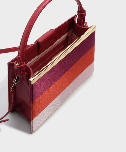 CHARLES & KEITH(チャールズ & キース)の「トラペゾイドストラクチャードハンドバッグ / TRAPEZIOD STRUCTURED HANDBAG(ハンドバッグ・レディース・ブラック/レッド/マルチ・L)」の8枚目の写真
